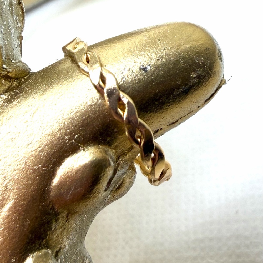 Set of 5 Gold Stacked Midi Rings Set - Picture 3 of 12